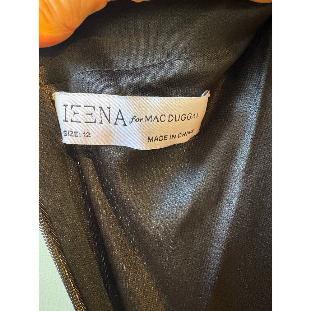 Ieena MacDuggal metallic liquid gold off the shoulder maxi gown size 12 - Picture 12 of 13